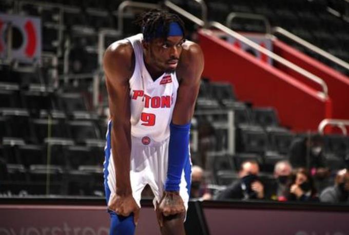  科隆俱乐部签下巴西前锋，补强锋线实力