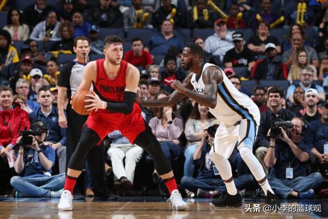  猛龙西亚卡姆全能发挥，助队逆转76人  